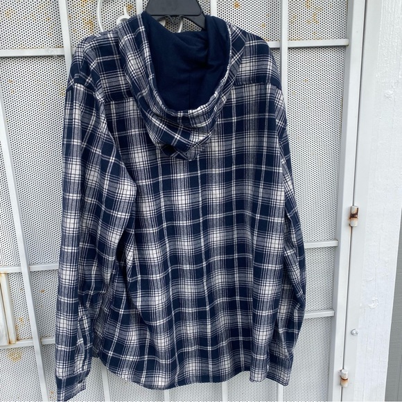 Molokai men’s XL hooded long sleeve button-up flannel shirt black & white plaid - Picture 7 of 8